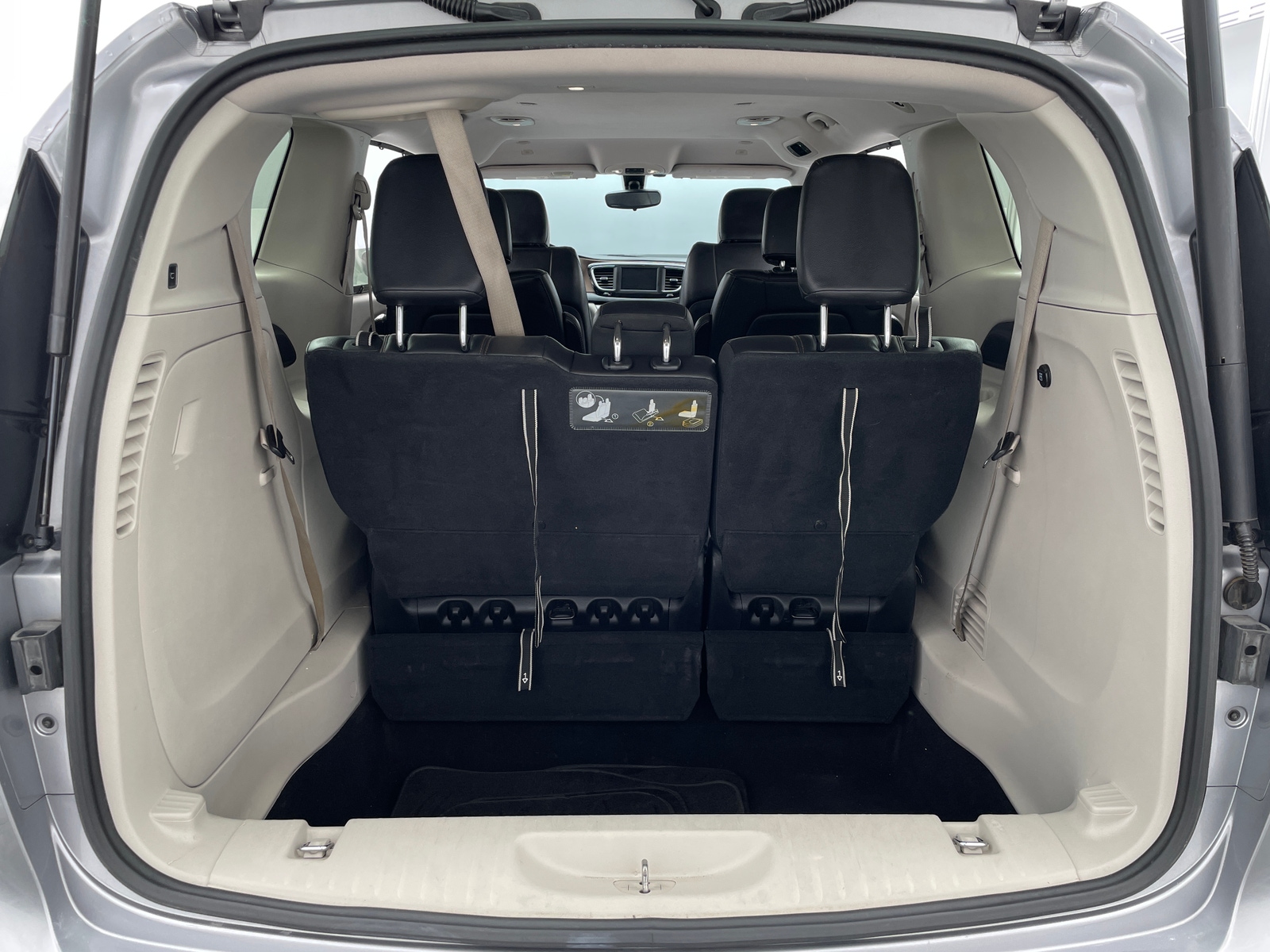 Thumbnail: 2018 Chrysler Pacifica - 6