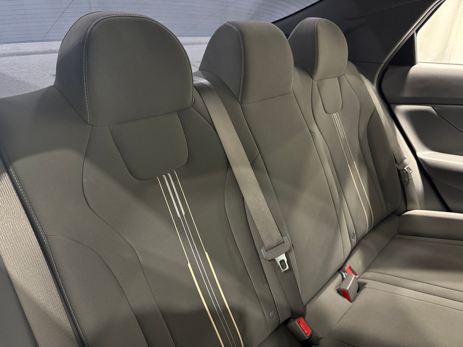 Thumbnail: 2023 Hyundai Elantra - 6