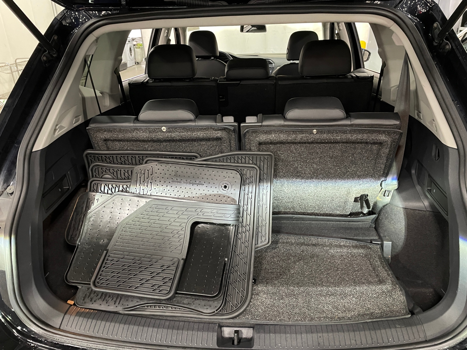 Thumbnail: 2019 Volkswagen Tiguan - 6