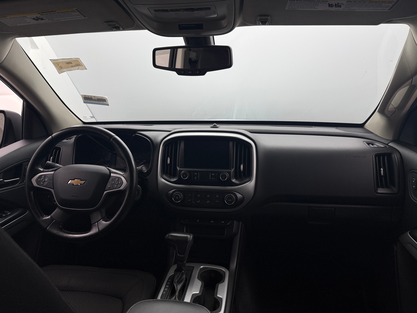 Thumbnail: 2021 Chevrolet Colorado - 3