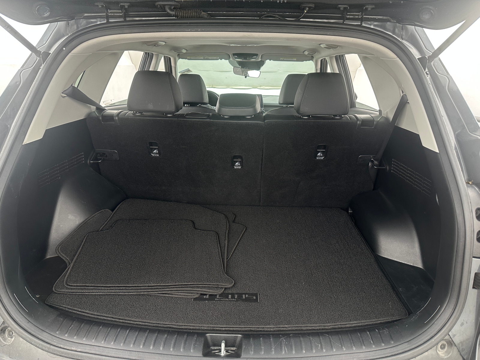 Thumbnail: 2023 Kia Seltos - 6