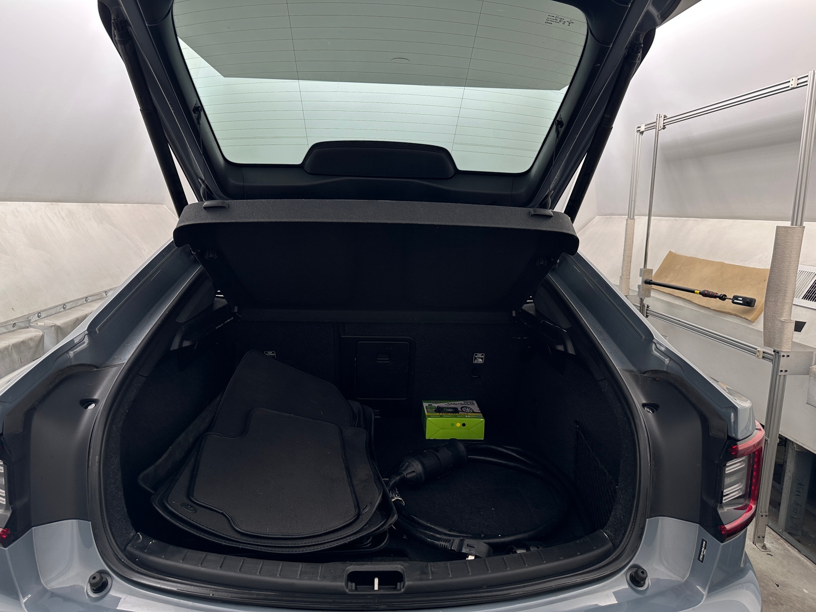 Thumbnail: 2021 Polestar 2 - 7