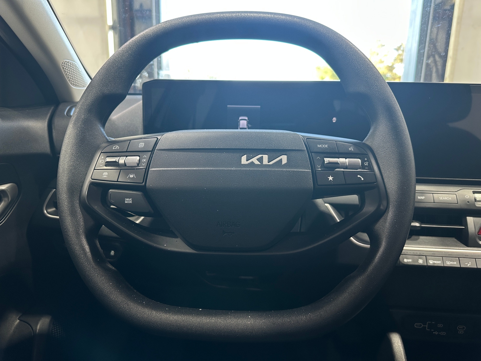 Thumbnail: 2025 Kia K4 - 5