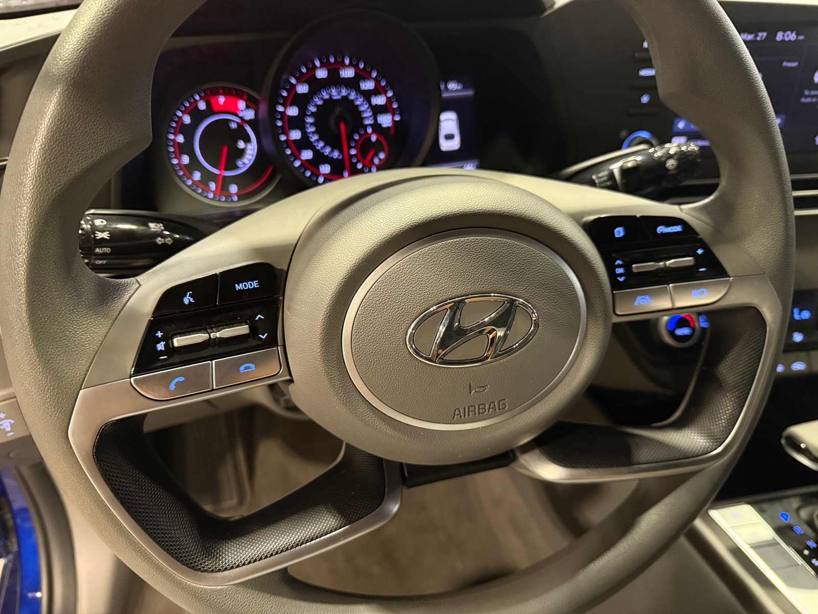 Thumbnail: 2023 Hyundai Elantra - 5