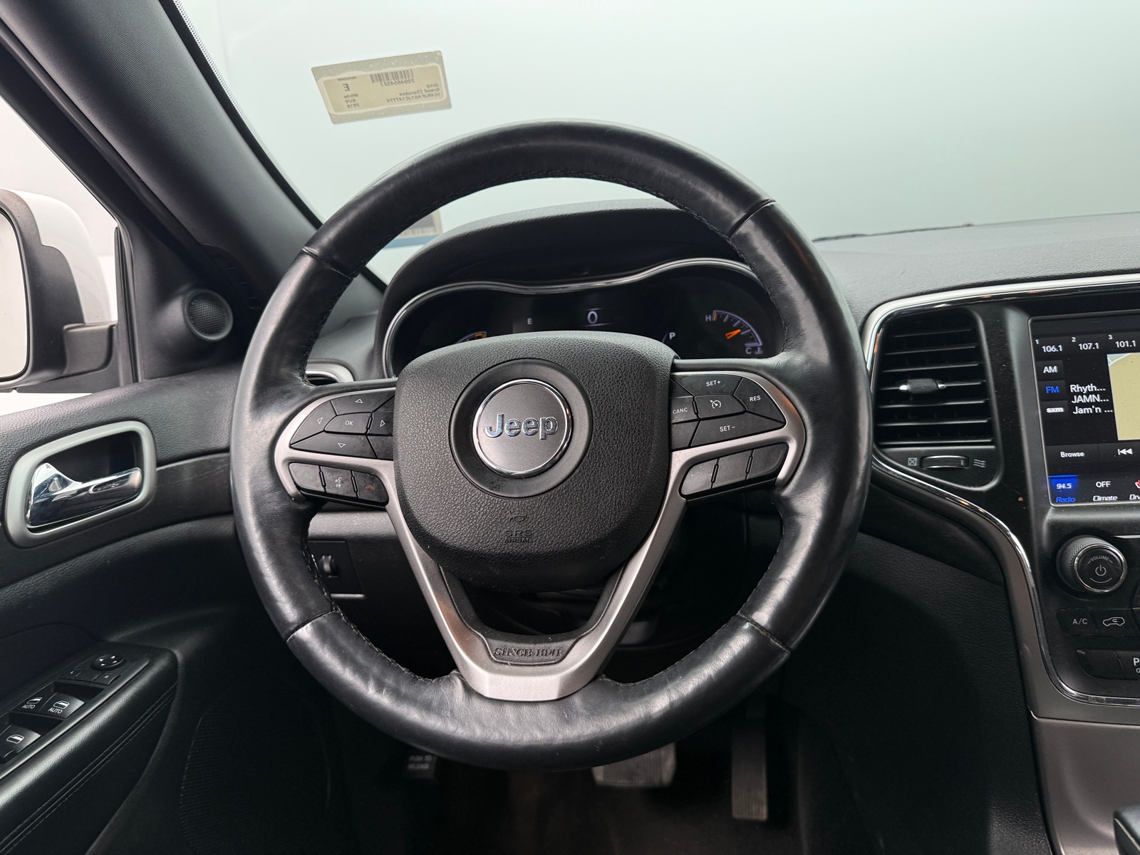 Thumbnail: 2018 Jeep Grand Cherokee - 5