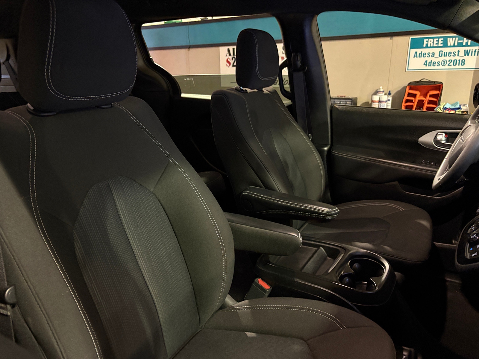 Thumbnail: 2024 Chrysler Pacifica - 2