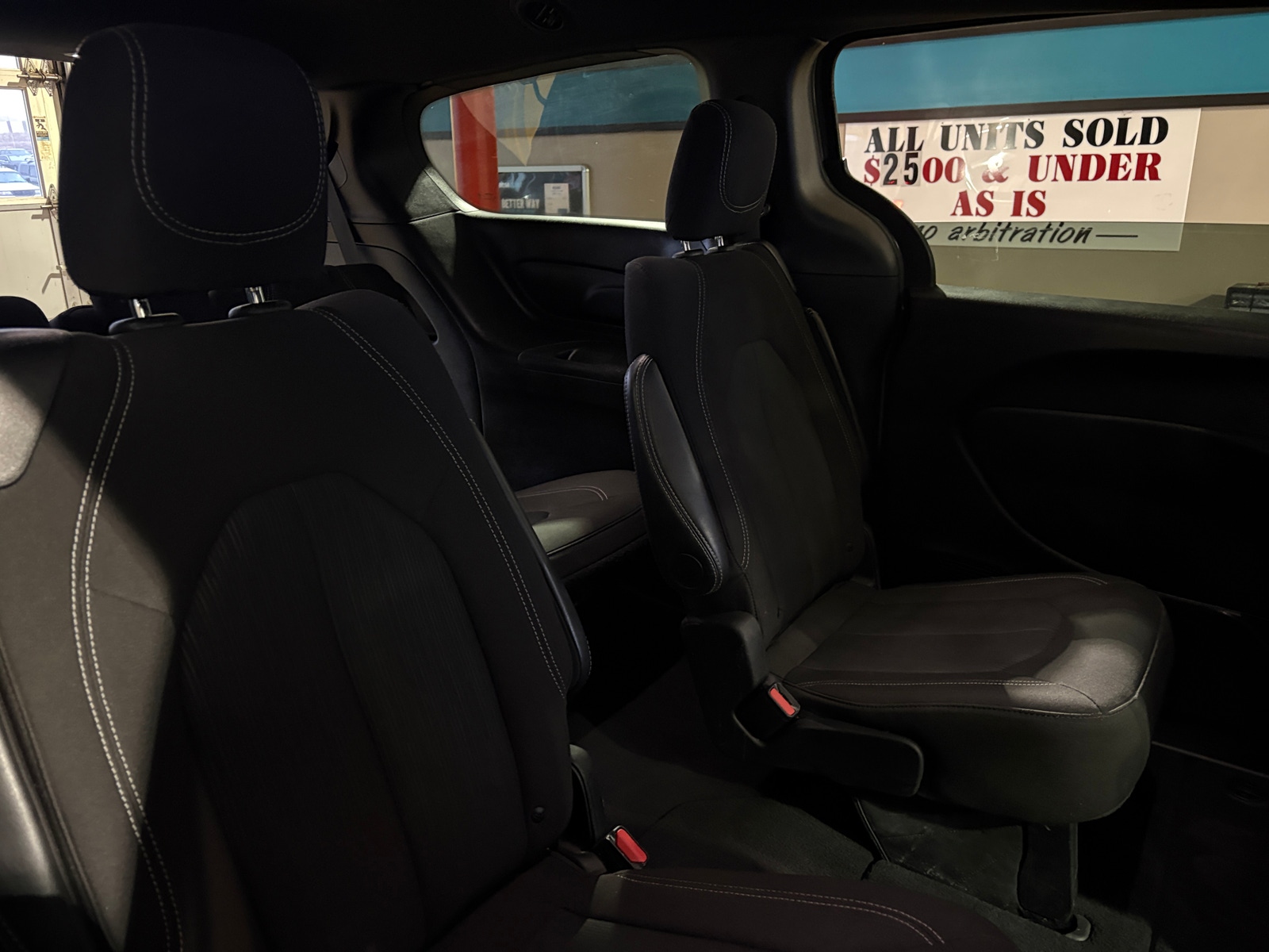 Thumbnail: 2024 Chrysler Pacifica - 6