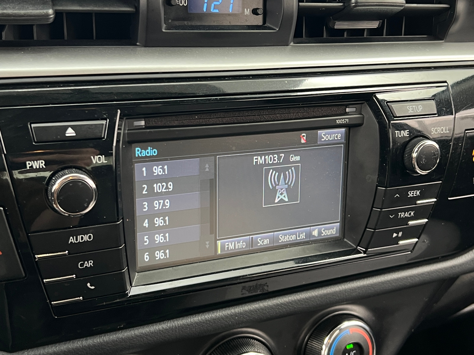 Thumbnail: 2016 Toyota Corolla - 4