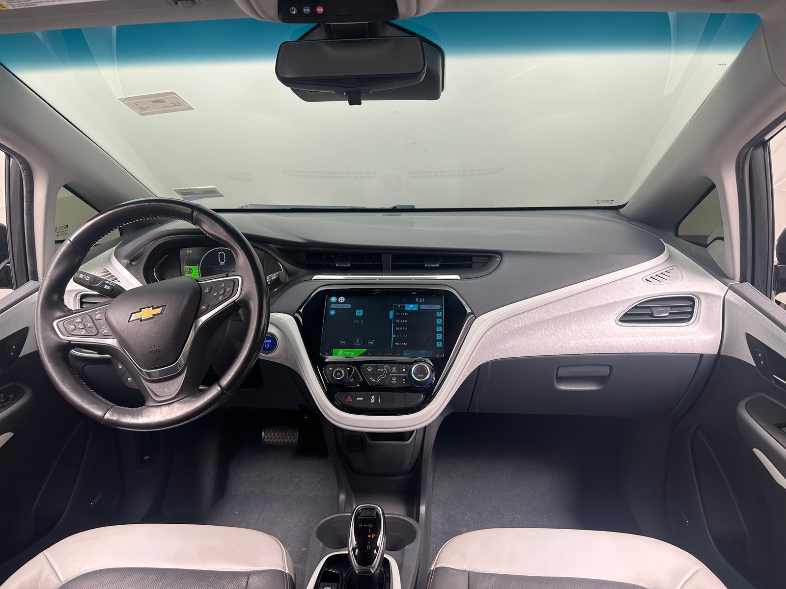 Thumbnail: 2019 Chevrolet Bolt EV - 3