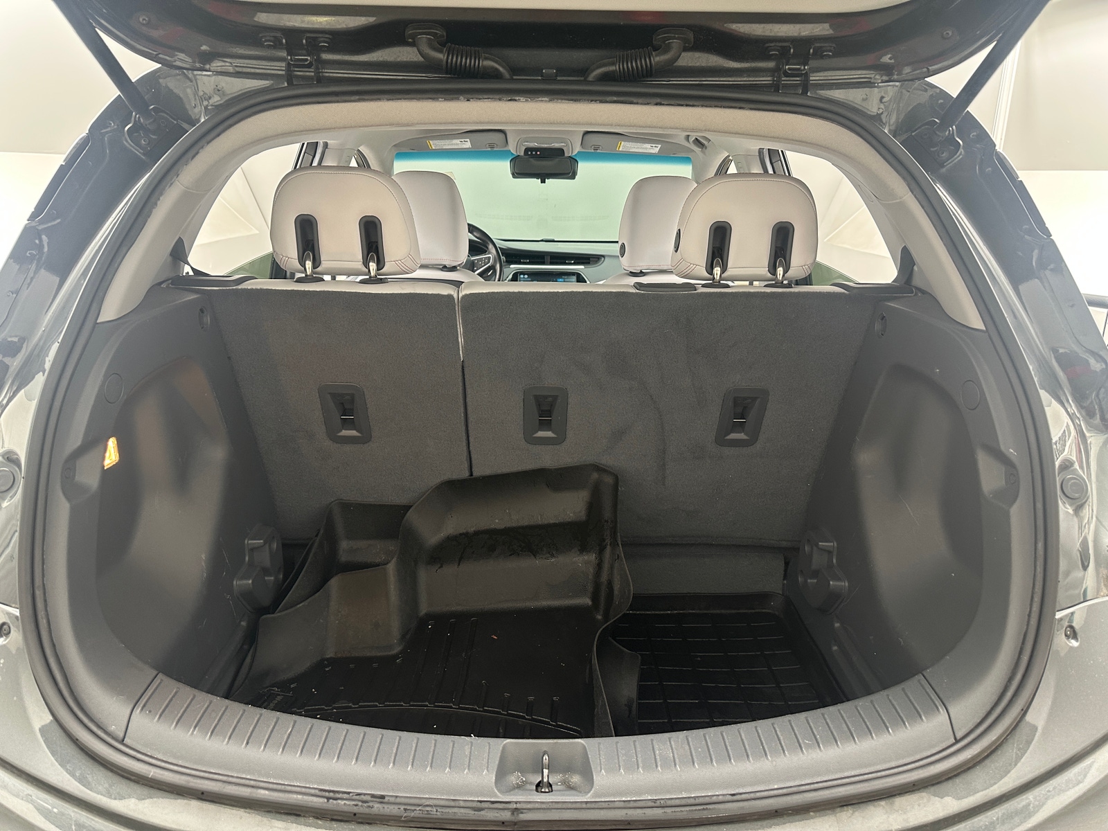 Thumbnail: 2019 Chevrolet Bolt EV - 7