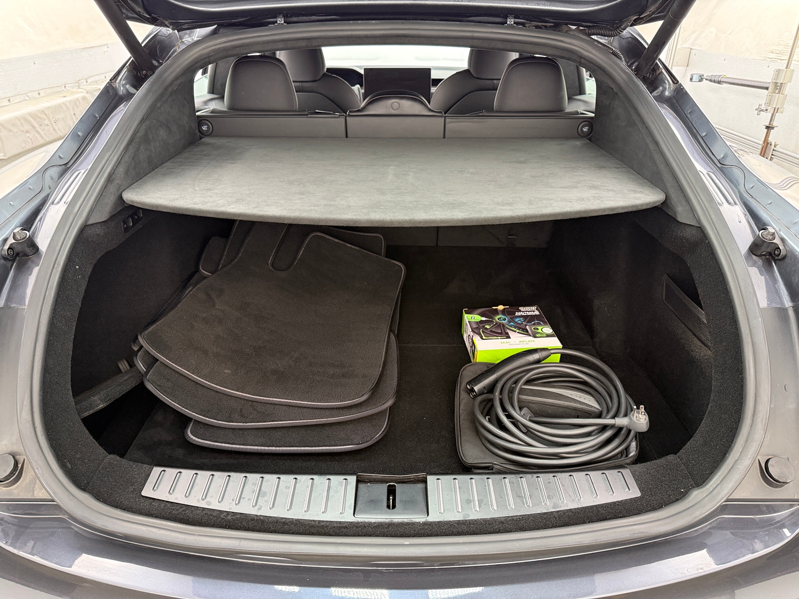 Thumbnail: 2022 Tesla Model S - 6