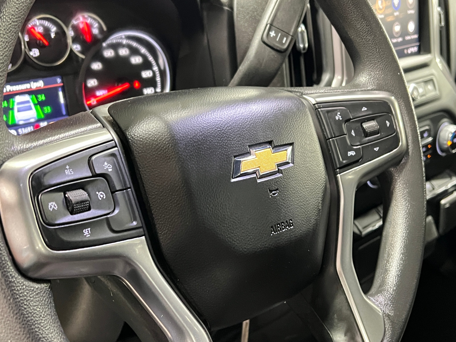 Thumbnail: 2022 Chevrolet Silverado 1500 - 5