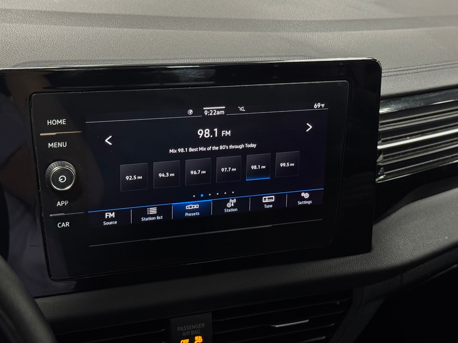 Thumbnail: 2025 Volkswagen Jetta - 4