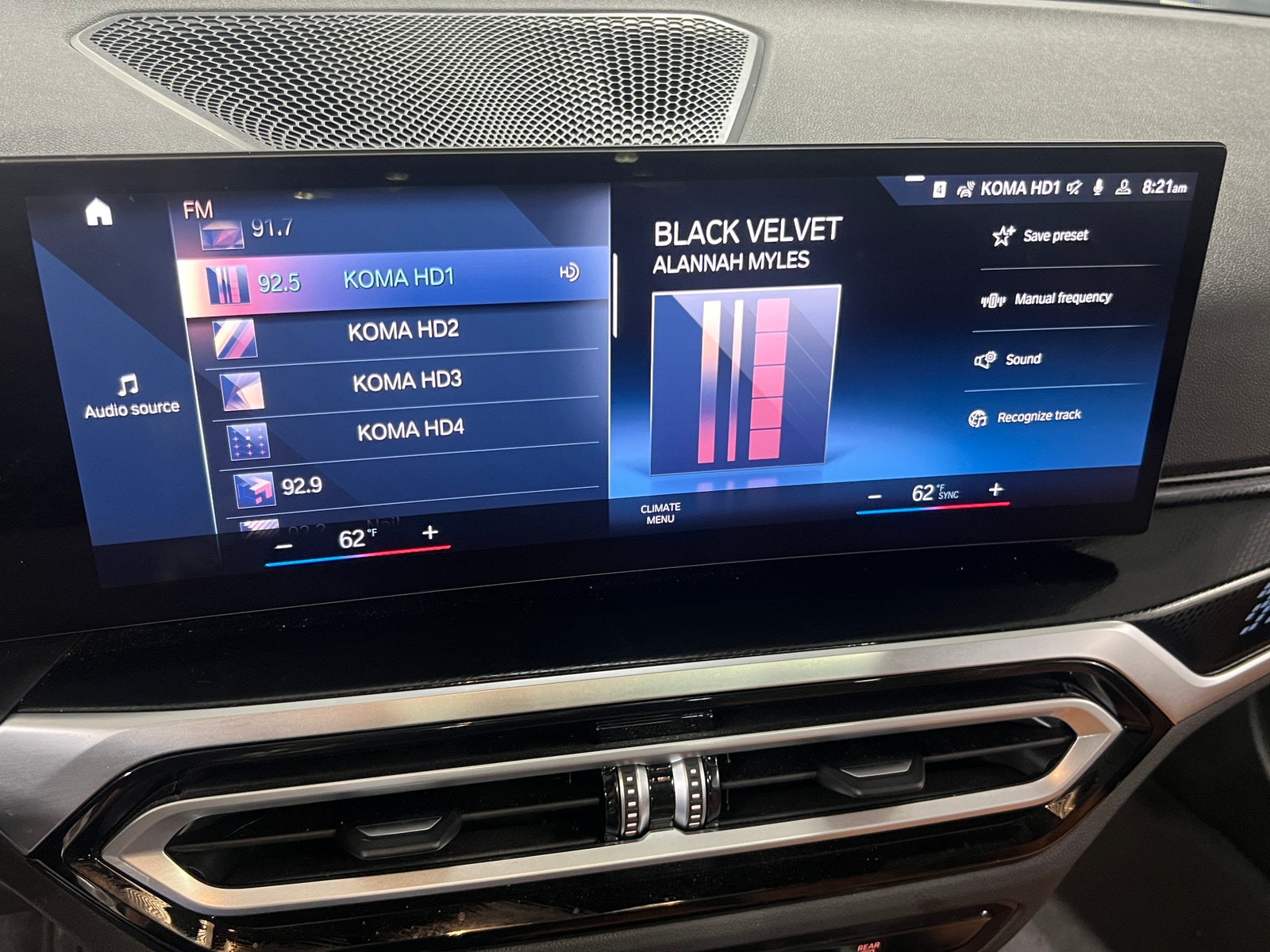 Thumbnail: 2023 BMW 2 Series - 2