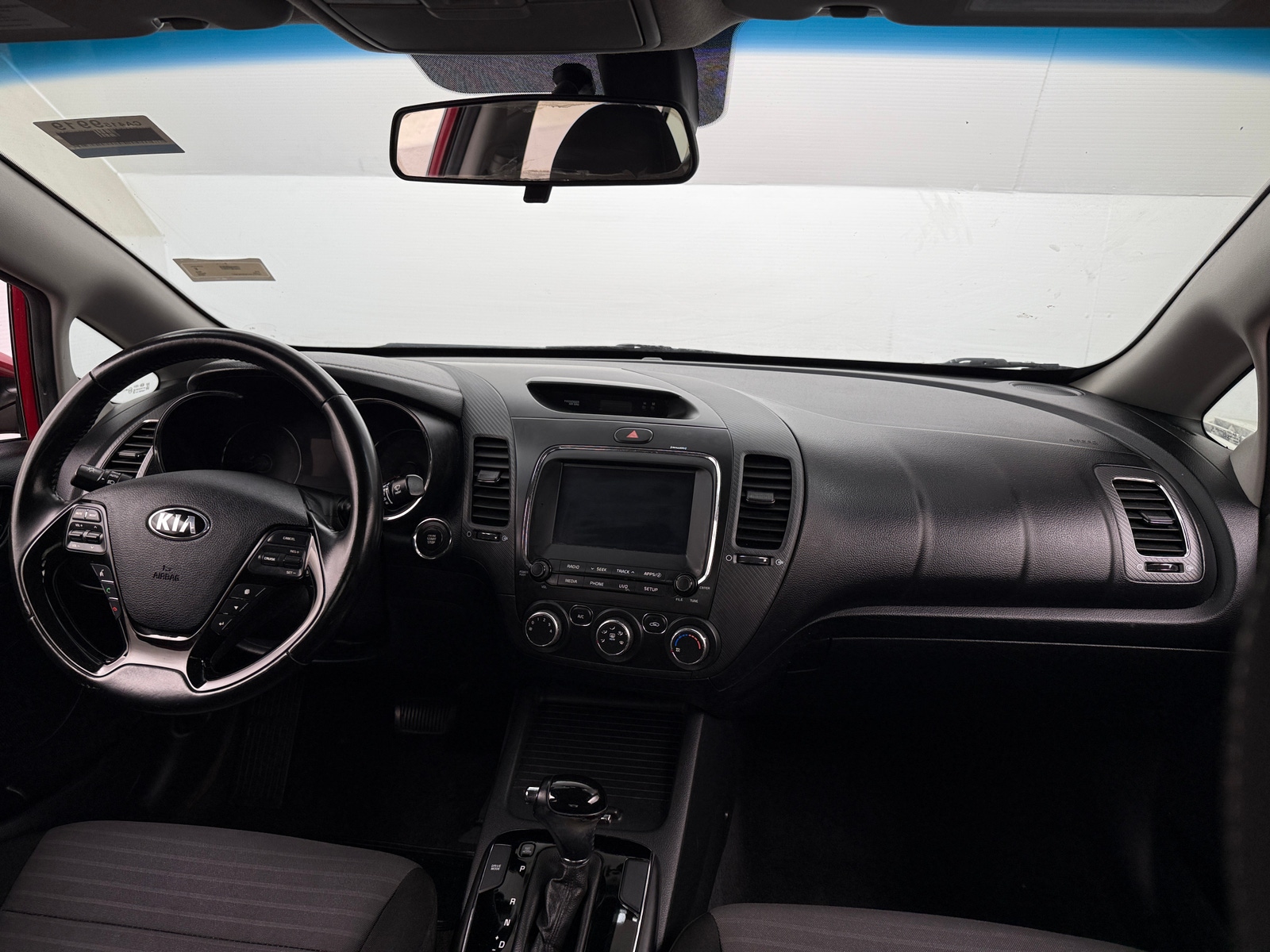 Thumbnail: 2018 Kia Forte - 3