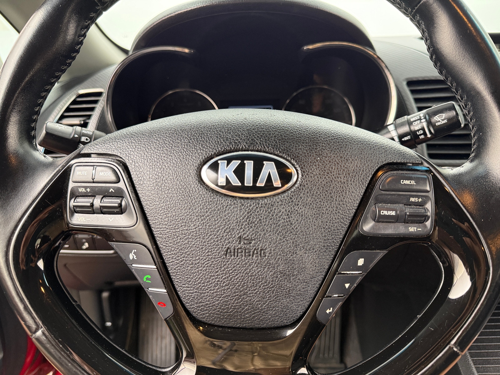Thumbnail: 2018 Kia Forte - 5