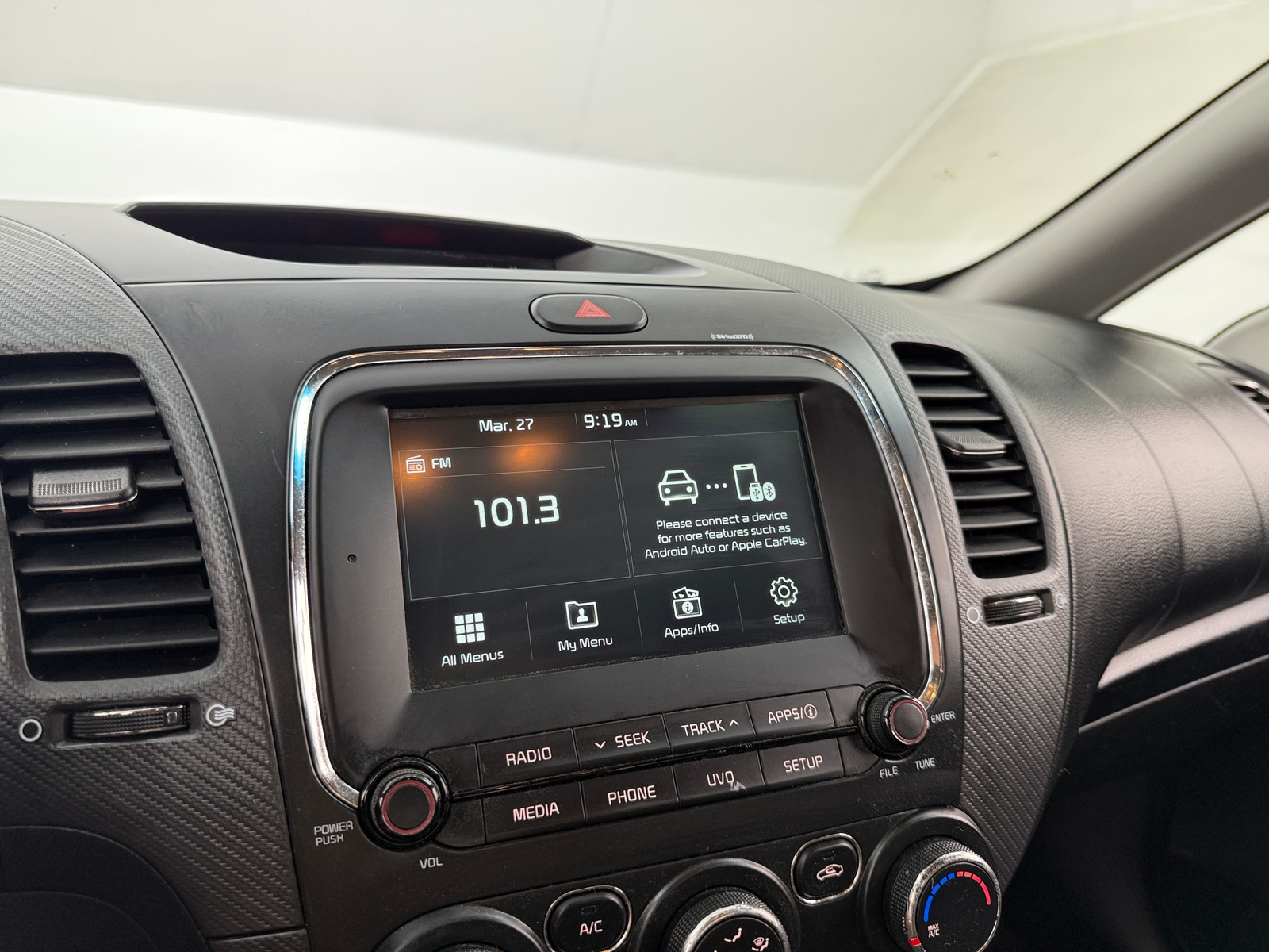 Thumbnail: 2018 Kia Forte - 4