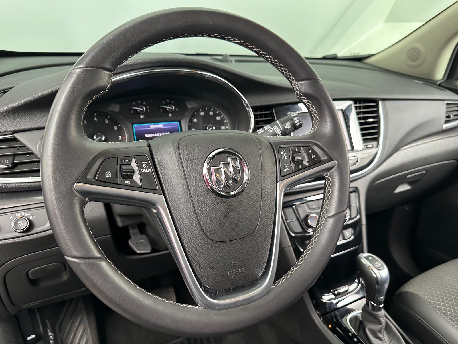 Thumbnail: 2022 Buick Encore - 5