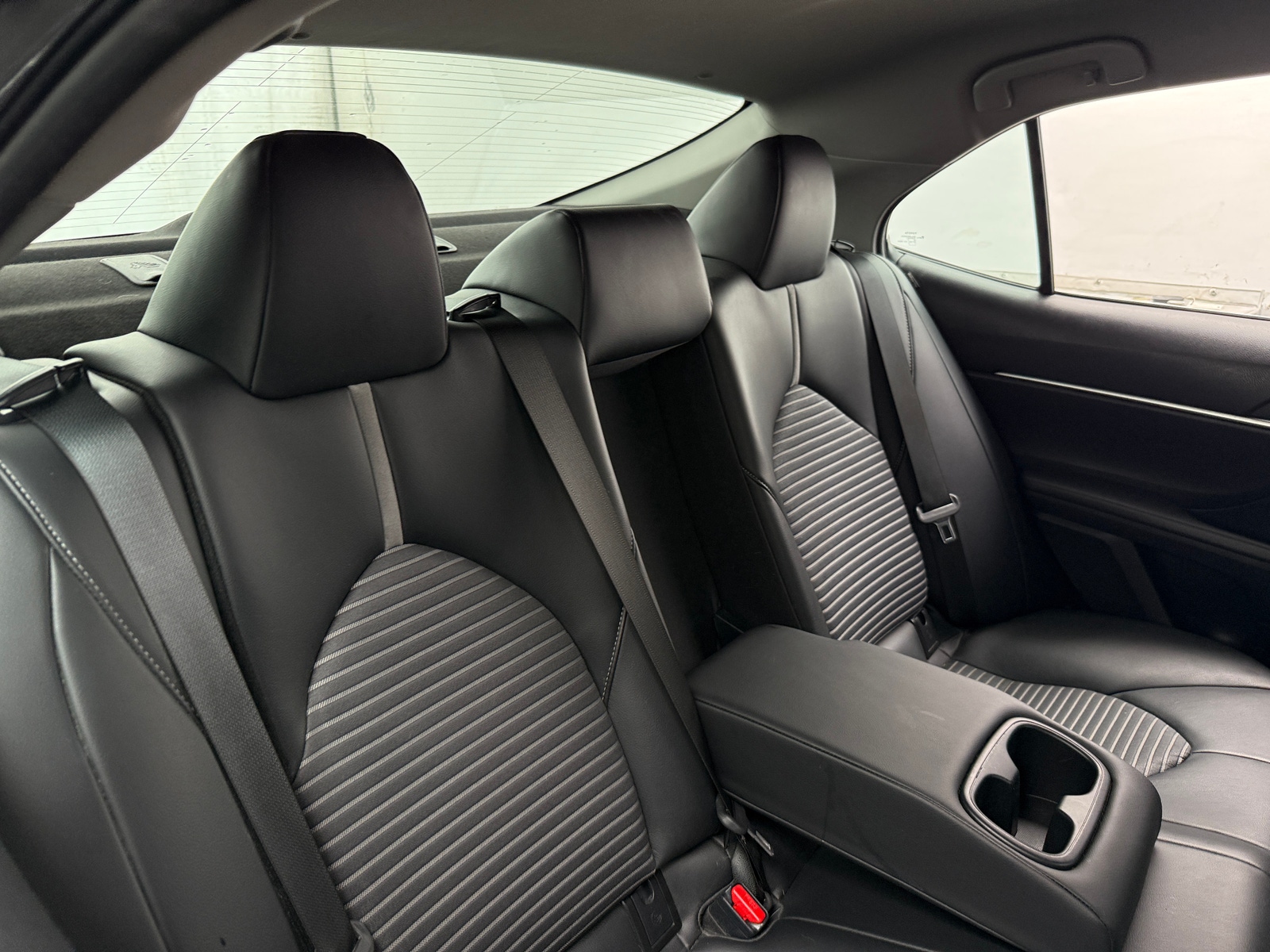 Thumbnail: 2022 Toyota Camry - 6