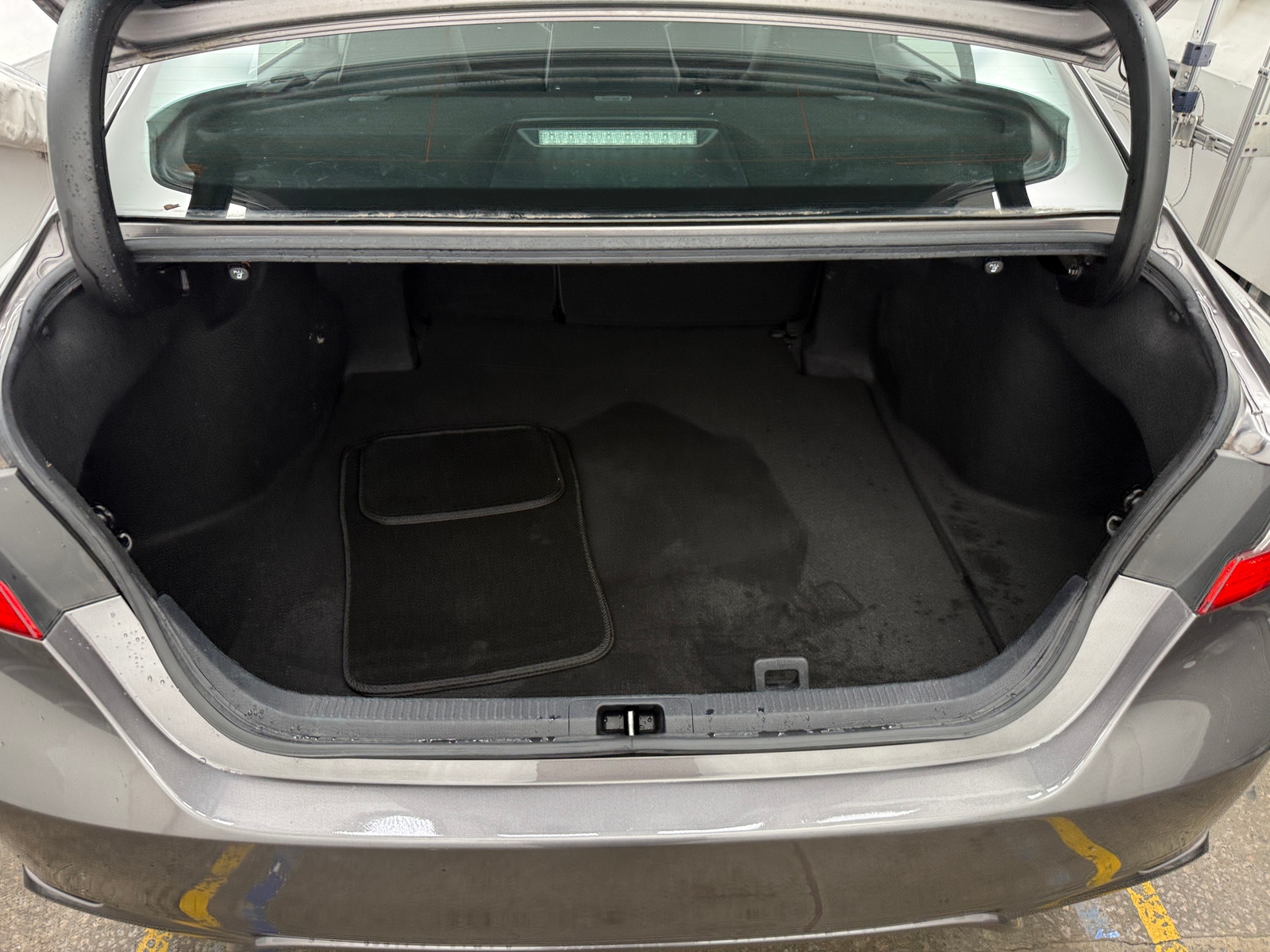 Thumbnail: 2022 Toyota Camry - 7