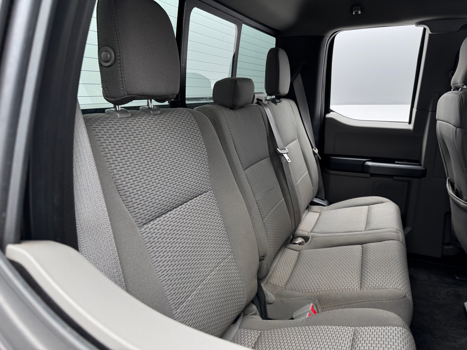 Thumbnail: 2018 Ford Econoline - 6