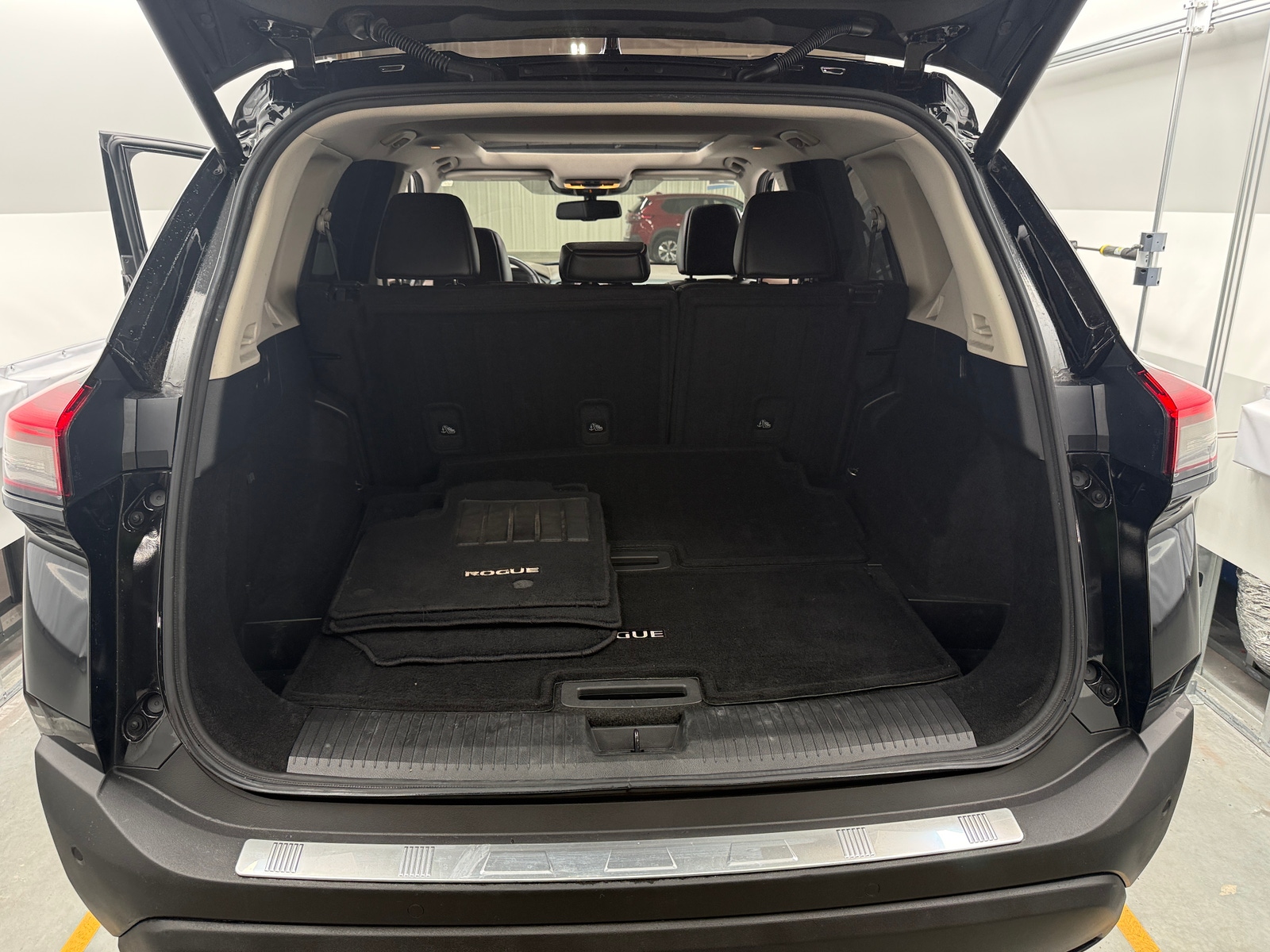 Thumbnail: 2021 Nissan Rogue - 6