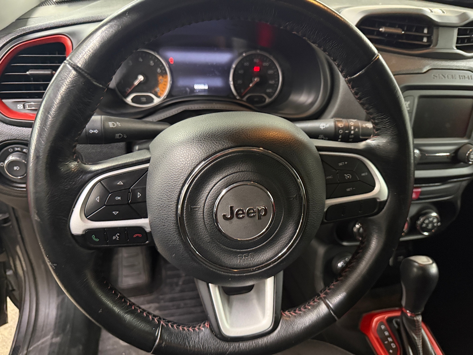 Thumbnail: 2017 Jeep Renegade - 5