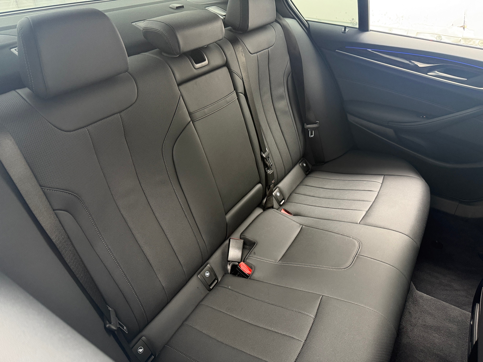 Thumbnail: 2023 BMW 5 Series - 5