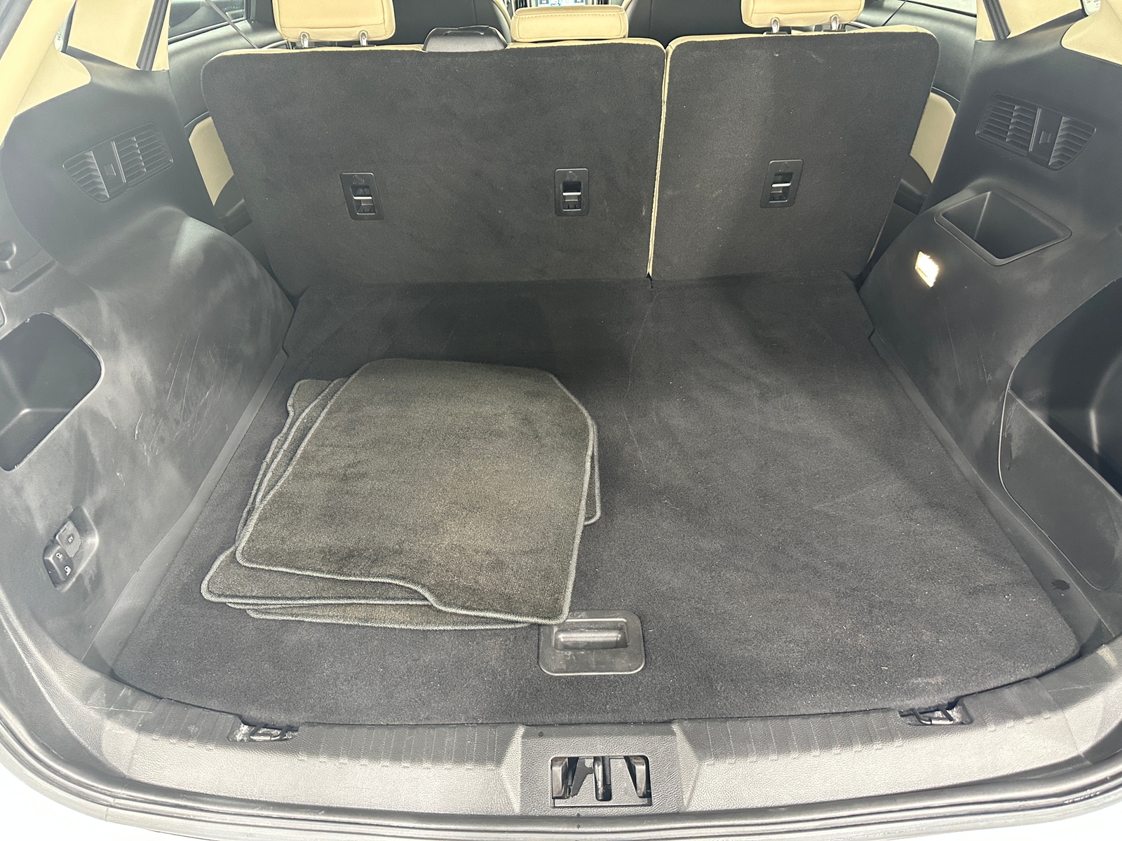 Thumbnail: 2018 Ford Edge - 7