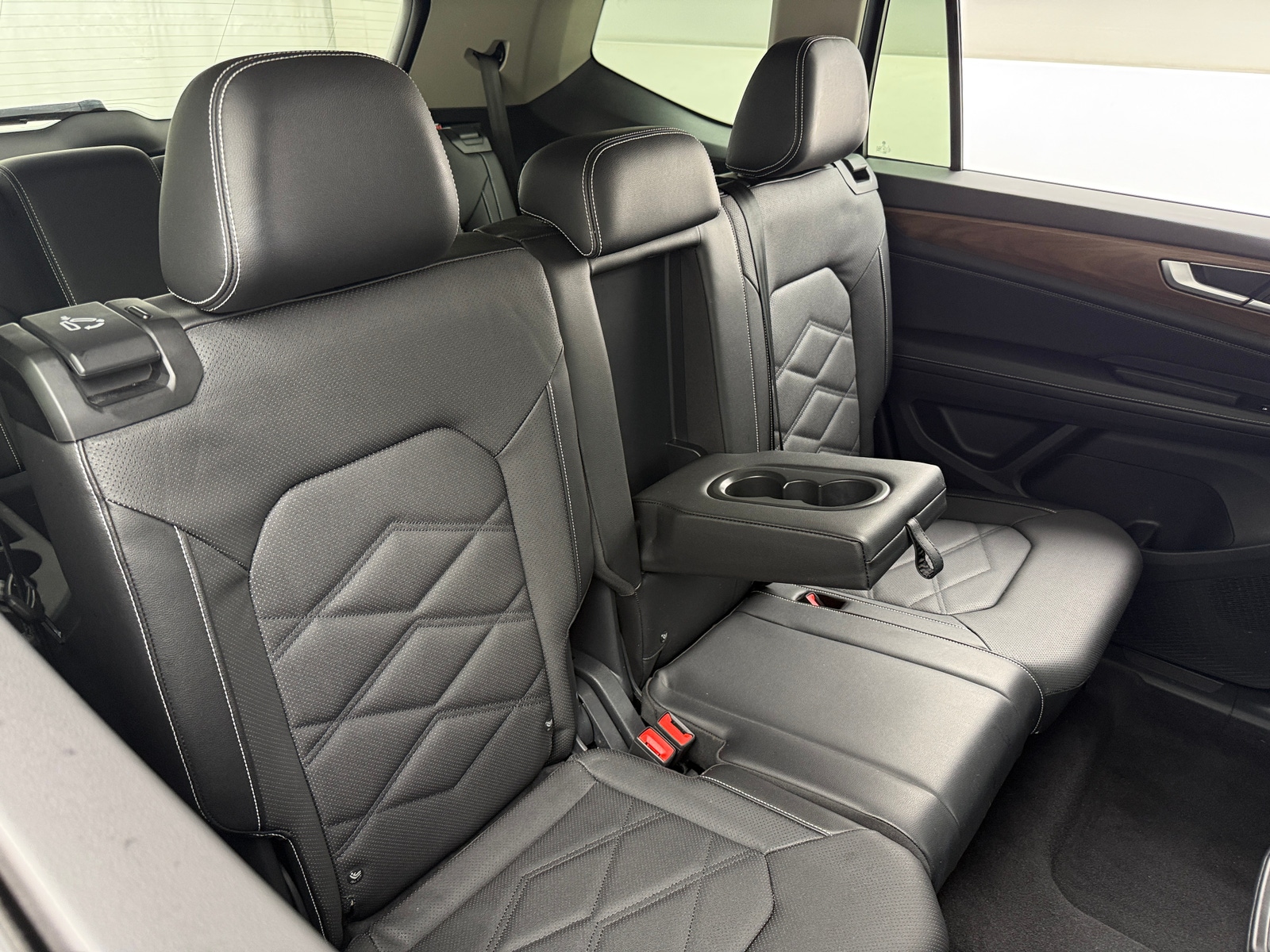 Thumbnail: 2024 Volkswagen Atlas - 5