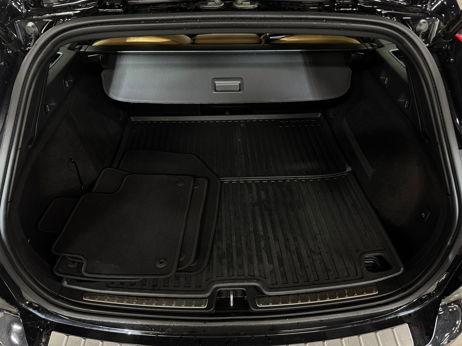 Thumbnail: 2020 Volvo V60 - 6