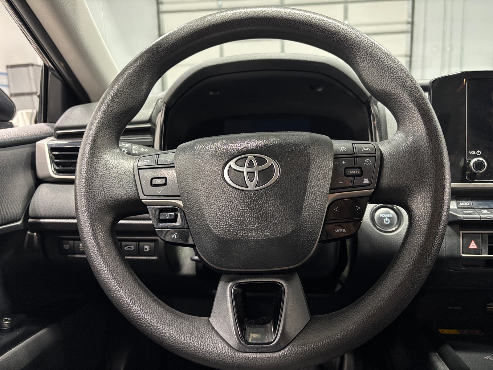 Thumbnail: 2025 Toyota Camry - 5