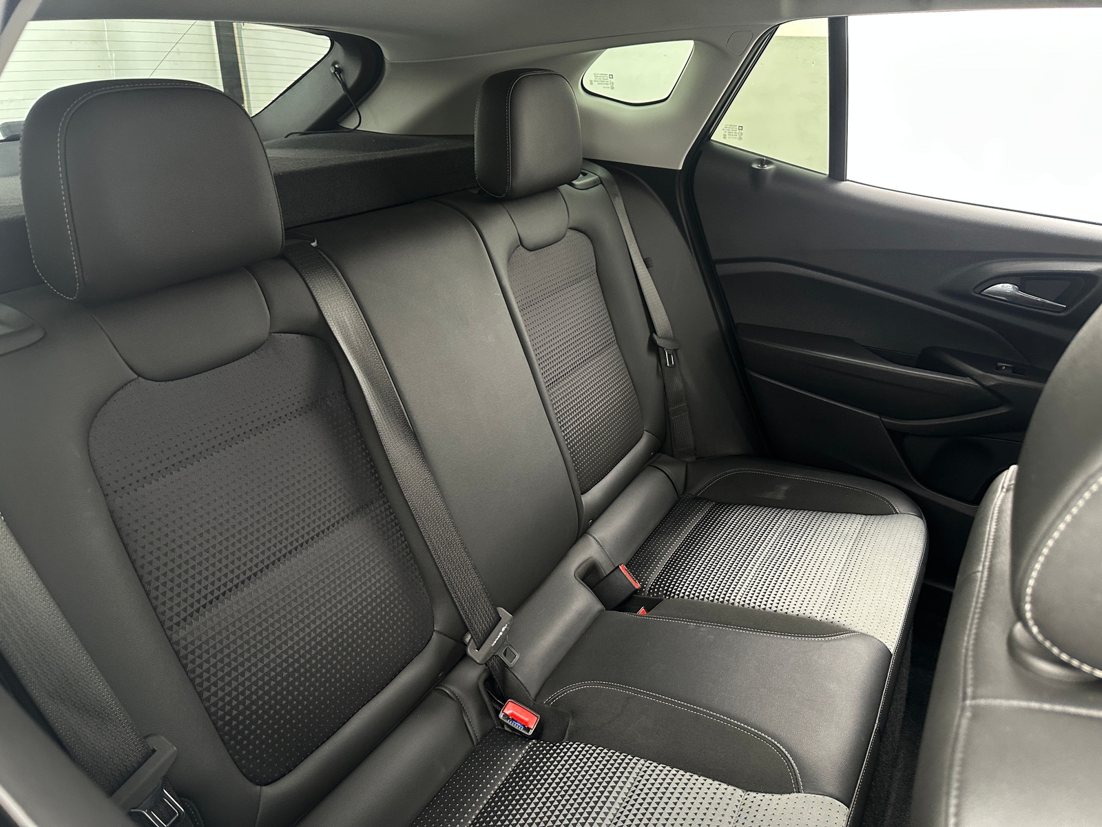 Thumbnail: 2025 Chevrolet Trax - 6