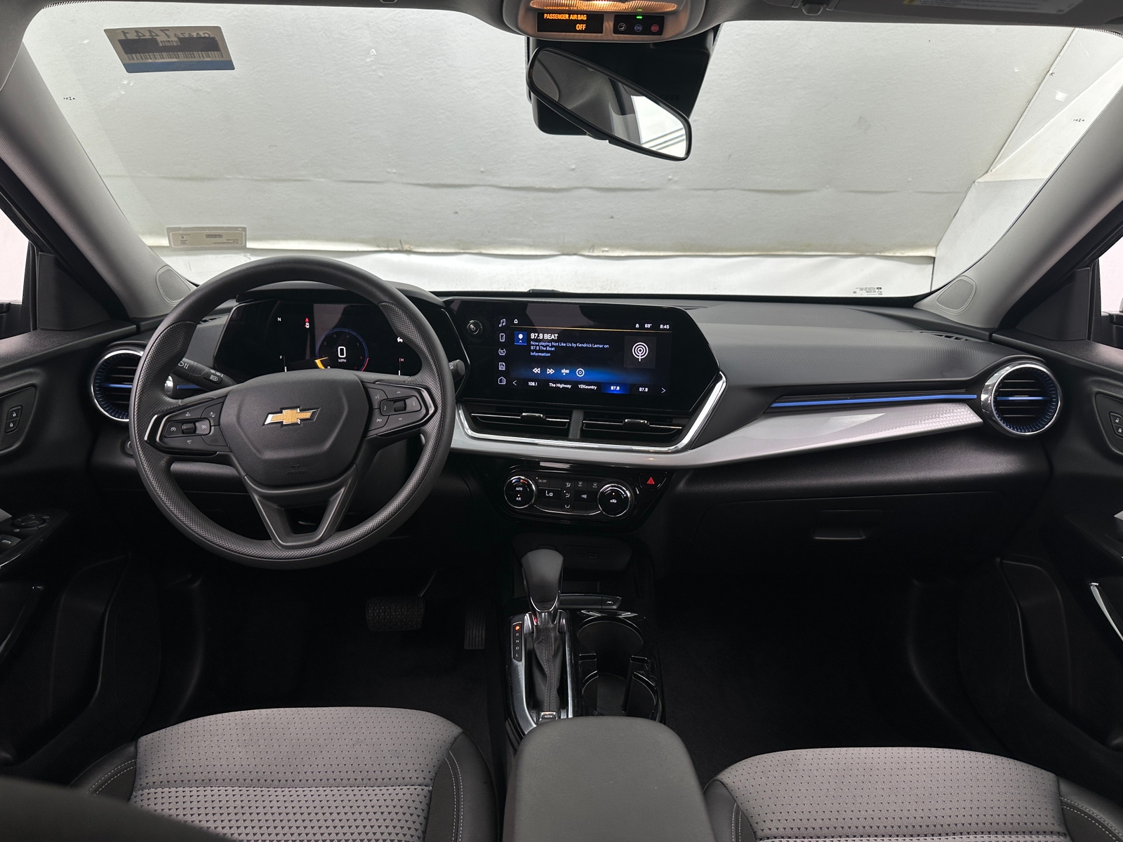 Thumbnail: 2025 Chevrolet Trax - 3