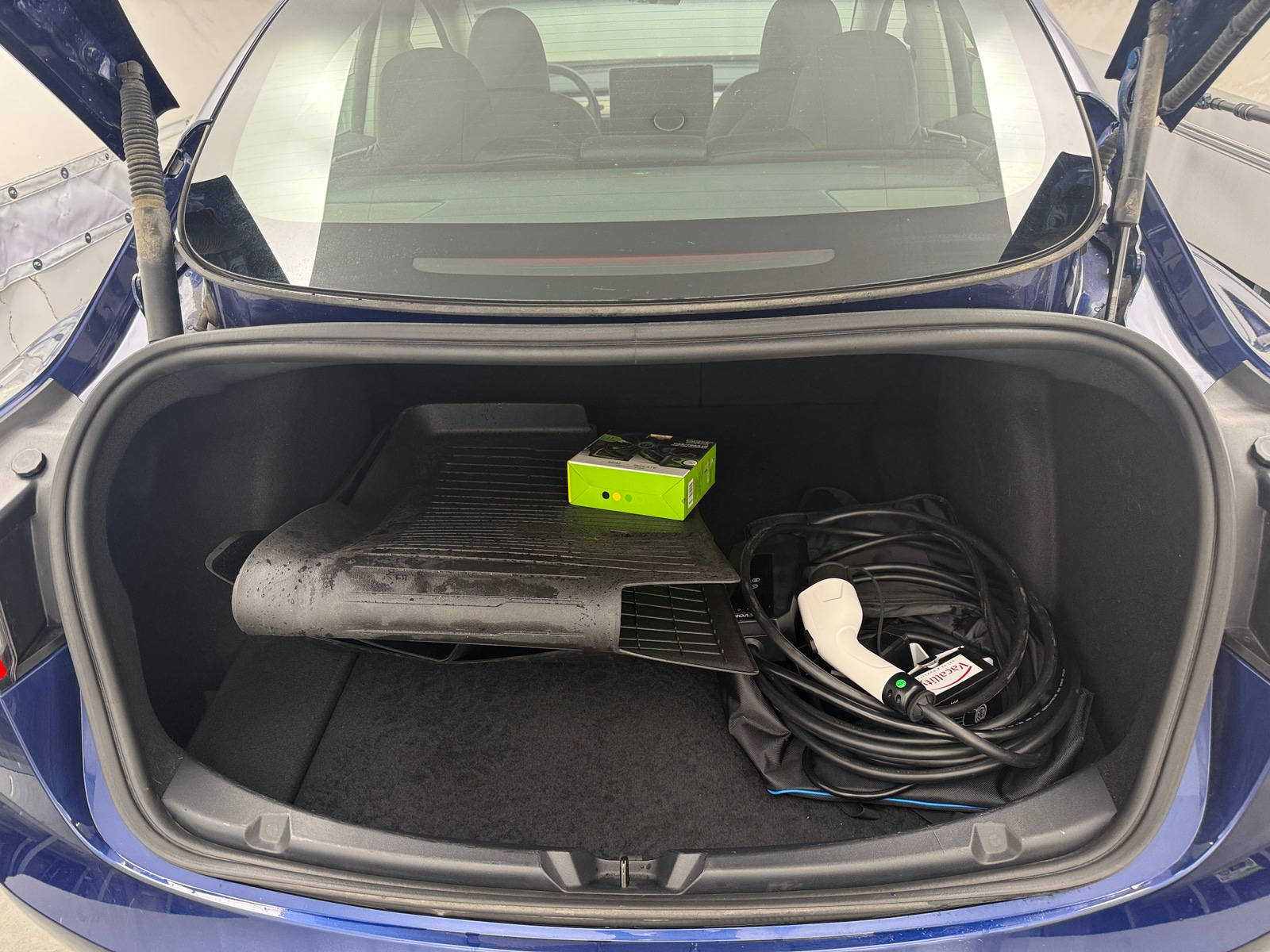 Thumbnail: 2023 Tesla Model 3 - 6