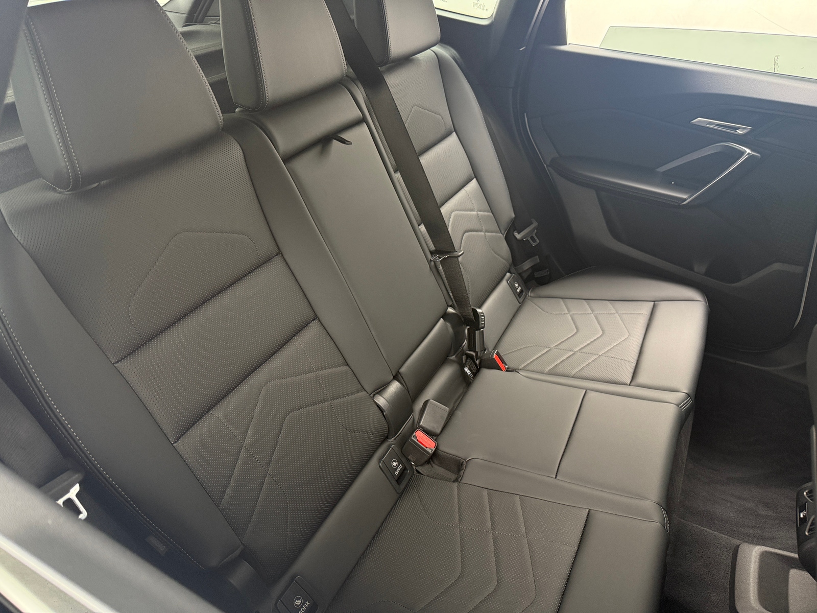 Thumbnail: 2026 BMW X1 - 5