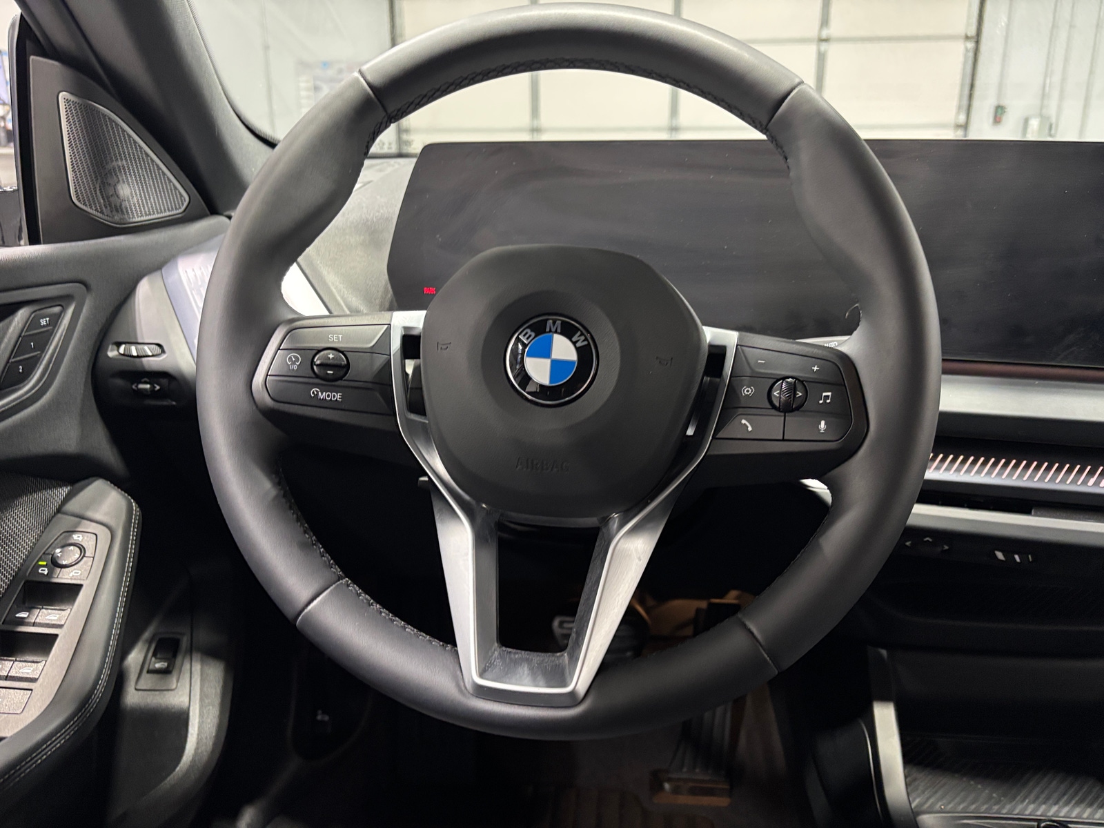 Thumbnail: 2025 BMW 2 Series - 4