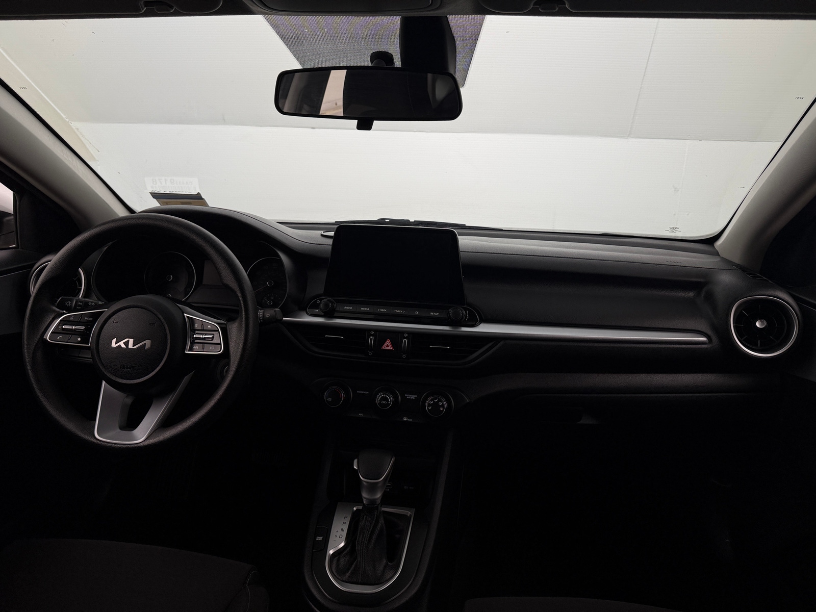 Thumbnail: 2022 Kia Forte - 3