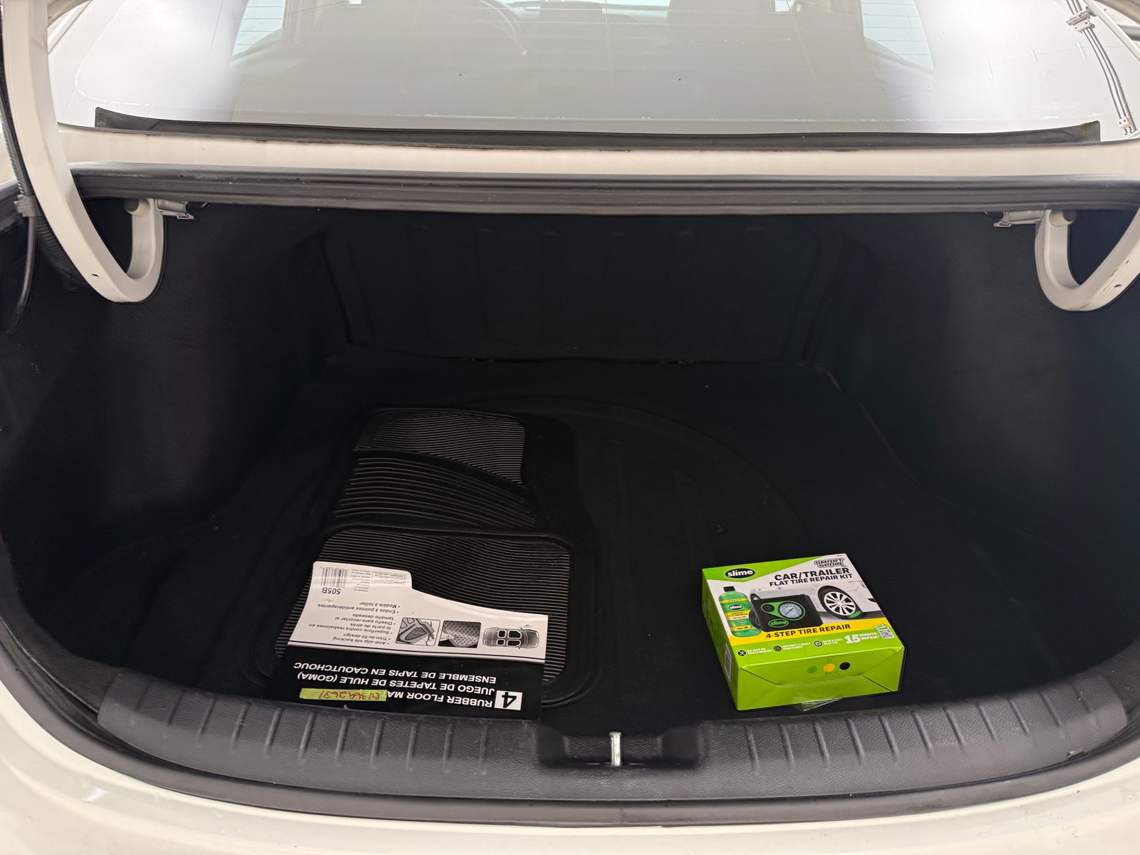 Thumbnail: 2022 Kia Forte - 7