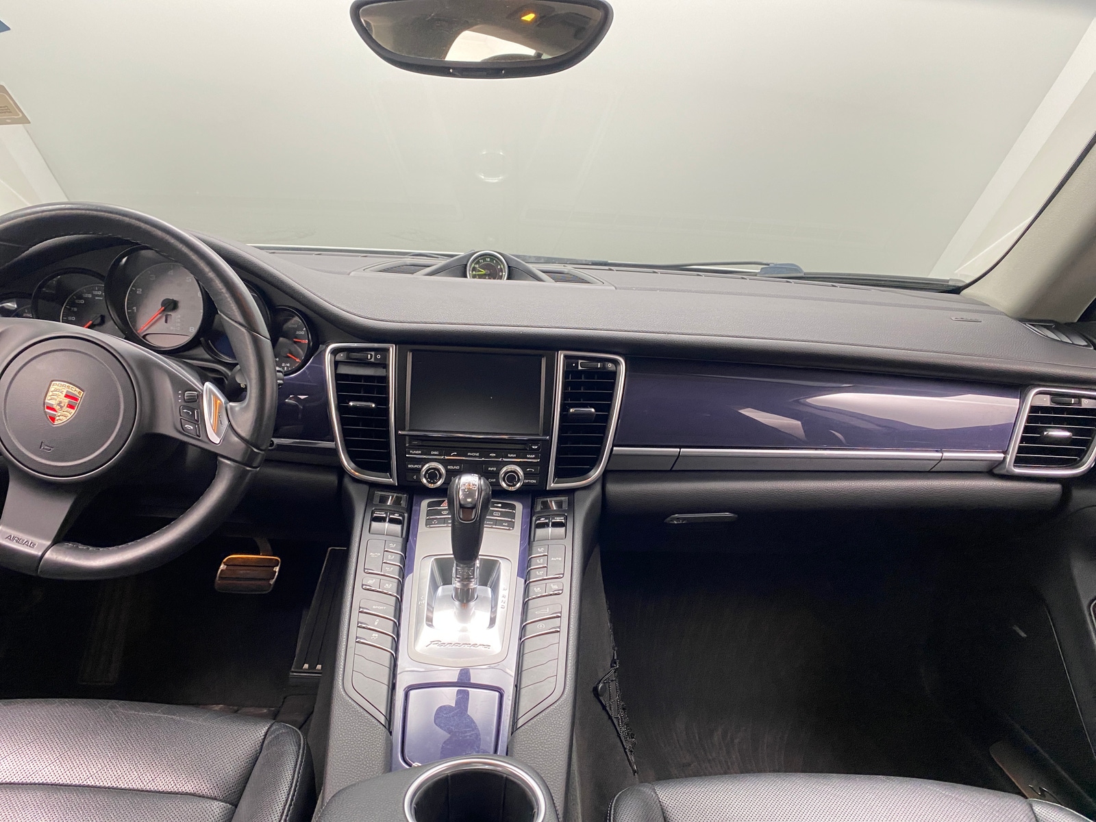 Thumbnail: 2011 Porsche Panamera - 2