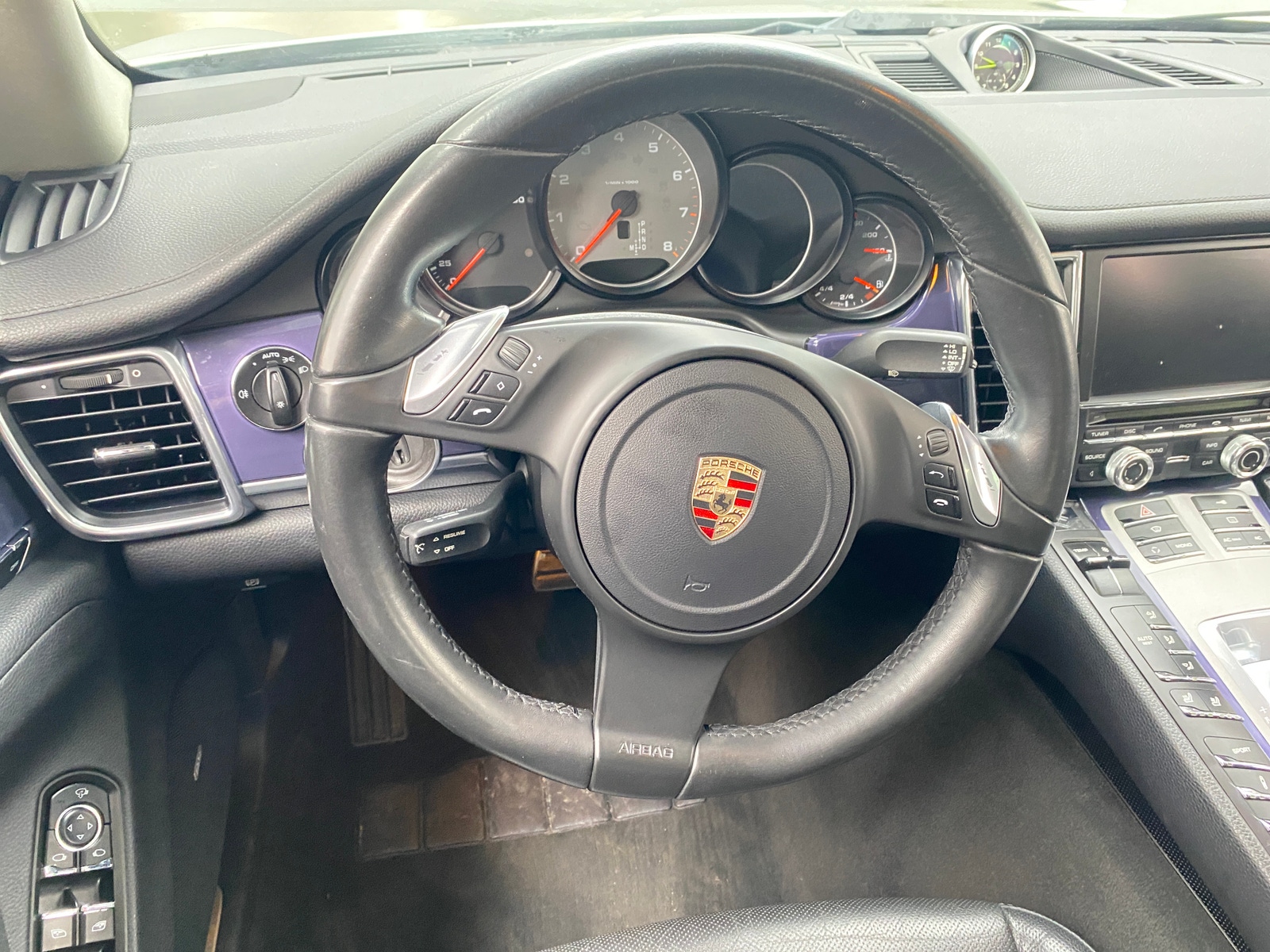 Thumbnail: 2011 Porsche Panamera - 4