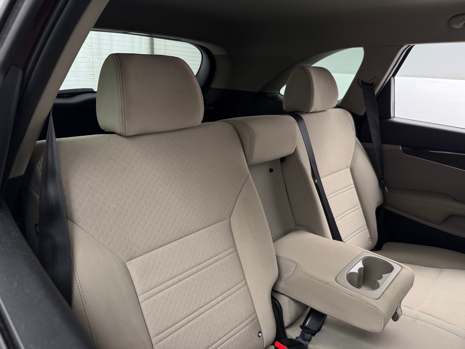 Thumbnail: 2017 Kia Sorento - 6