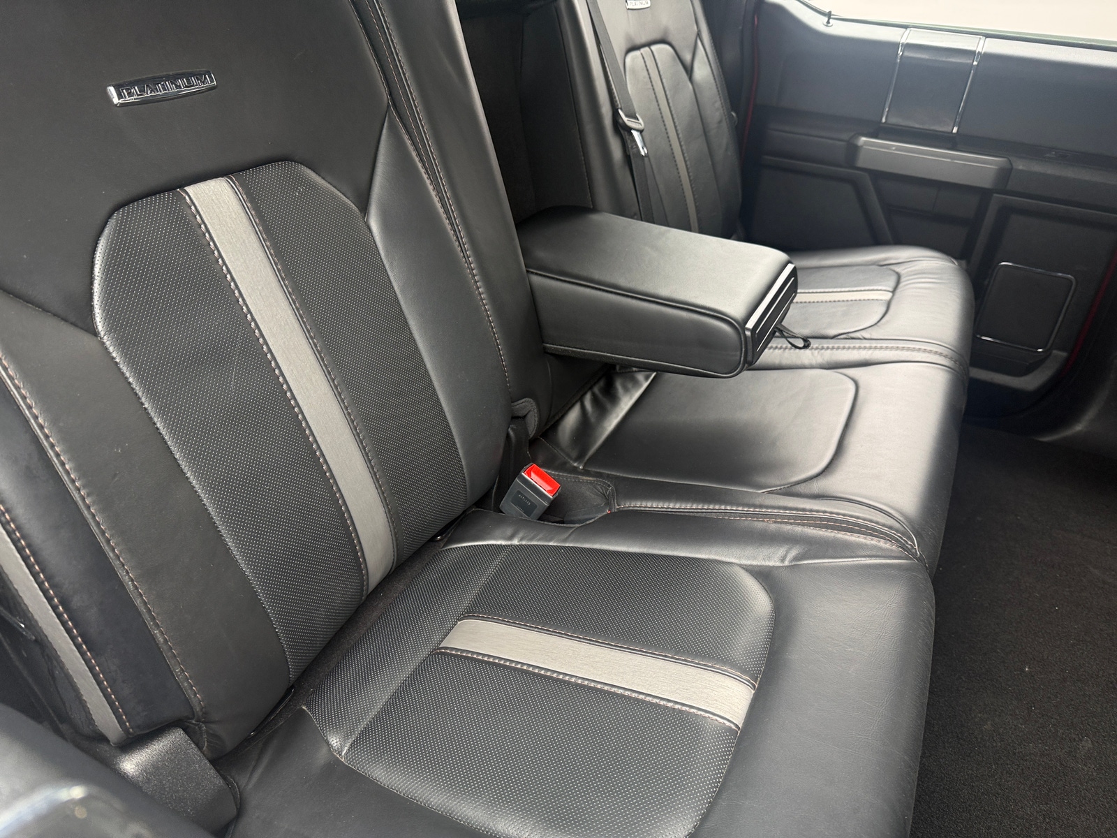 Thumbnail: 2019 Ford Econoline - 5