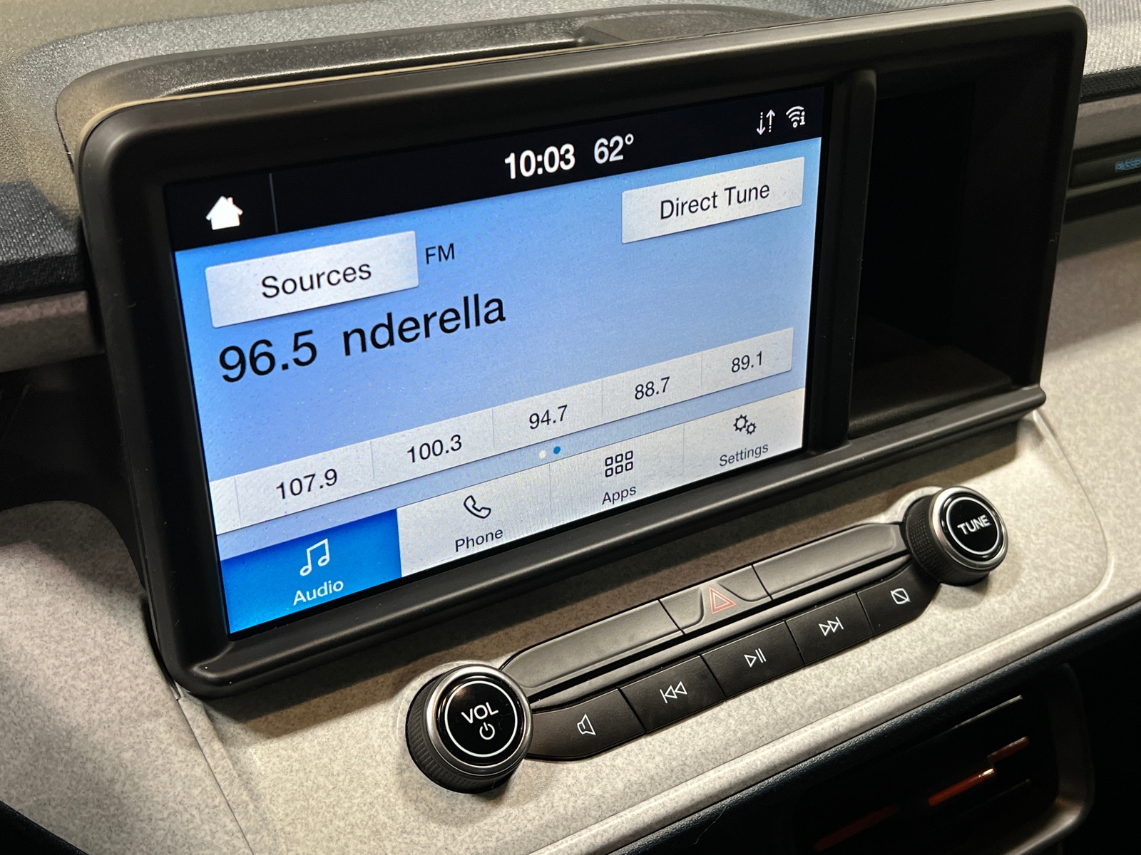 Thumbnail: 2022 Ford Maverick - 4