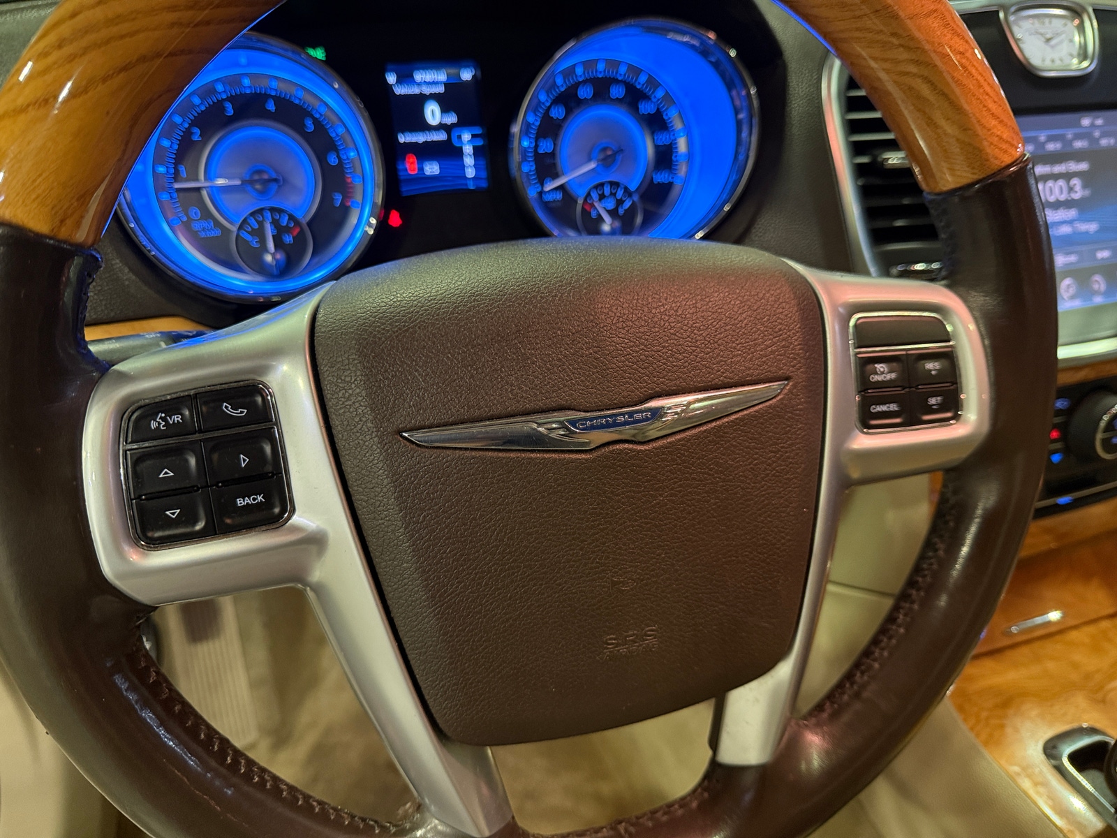 Thumbnail: 2014 Chrysler 300 - 4