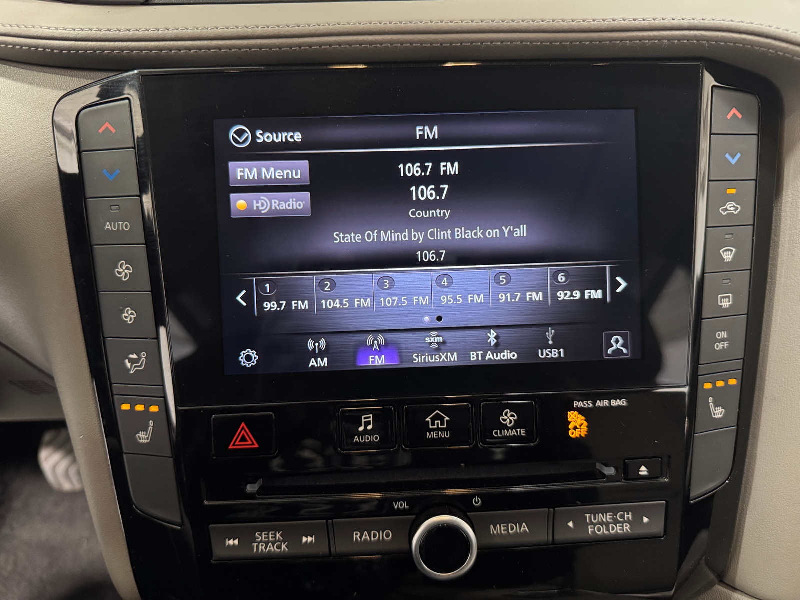 Thumbnail: 2025 INFINITI QX50 - 3