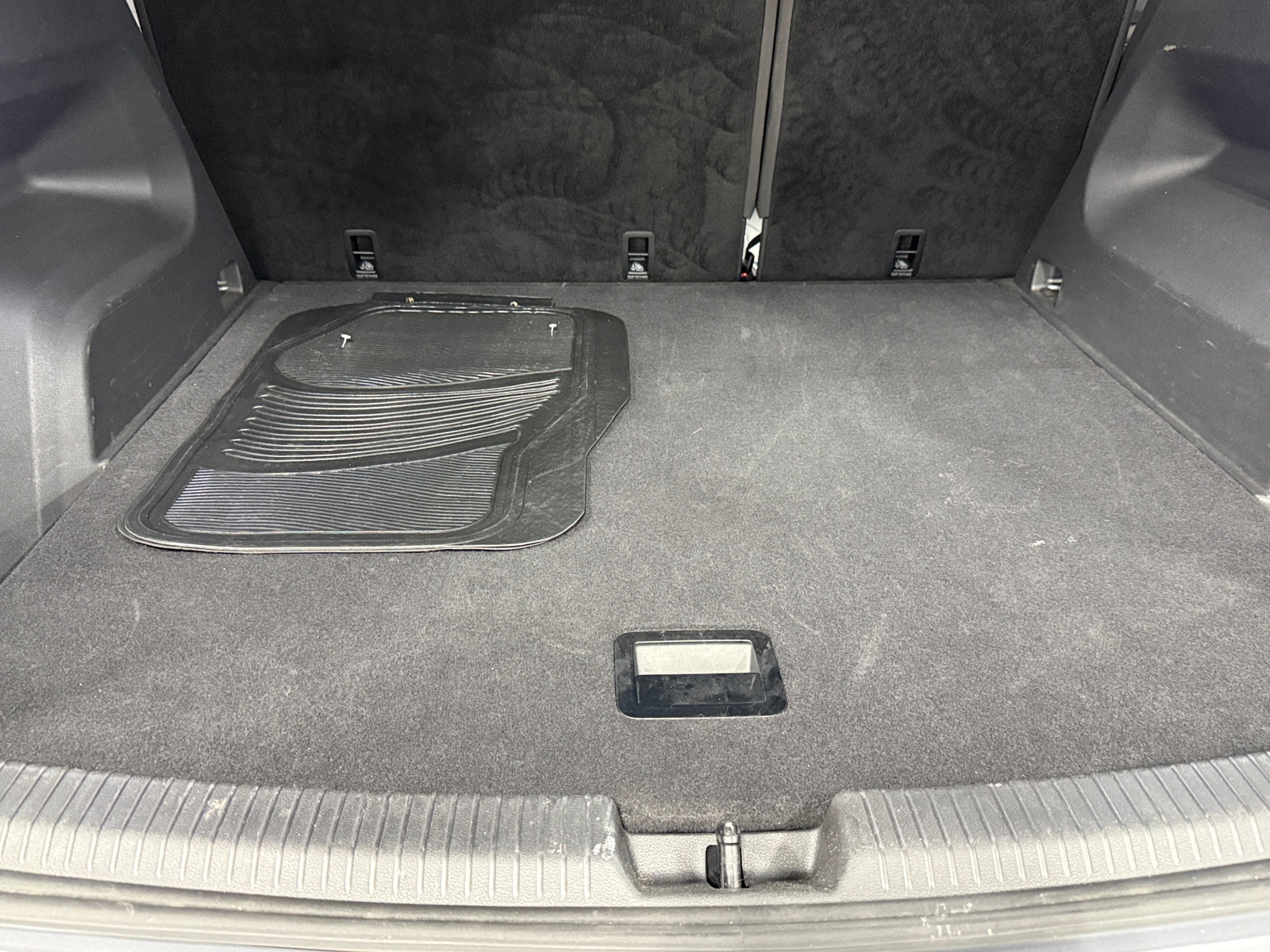 Thumbnail: 2025 Volkswagen Atlas - 6