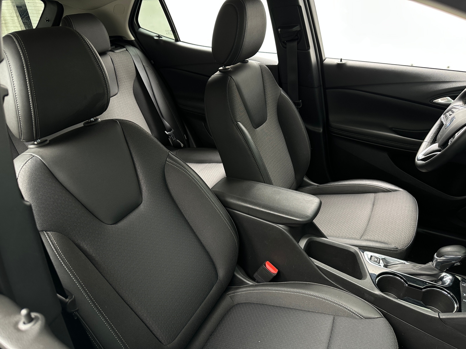 Thumbnail: 2025 Buick Encore GX - 2