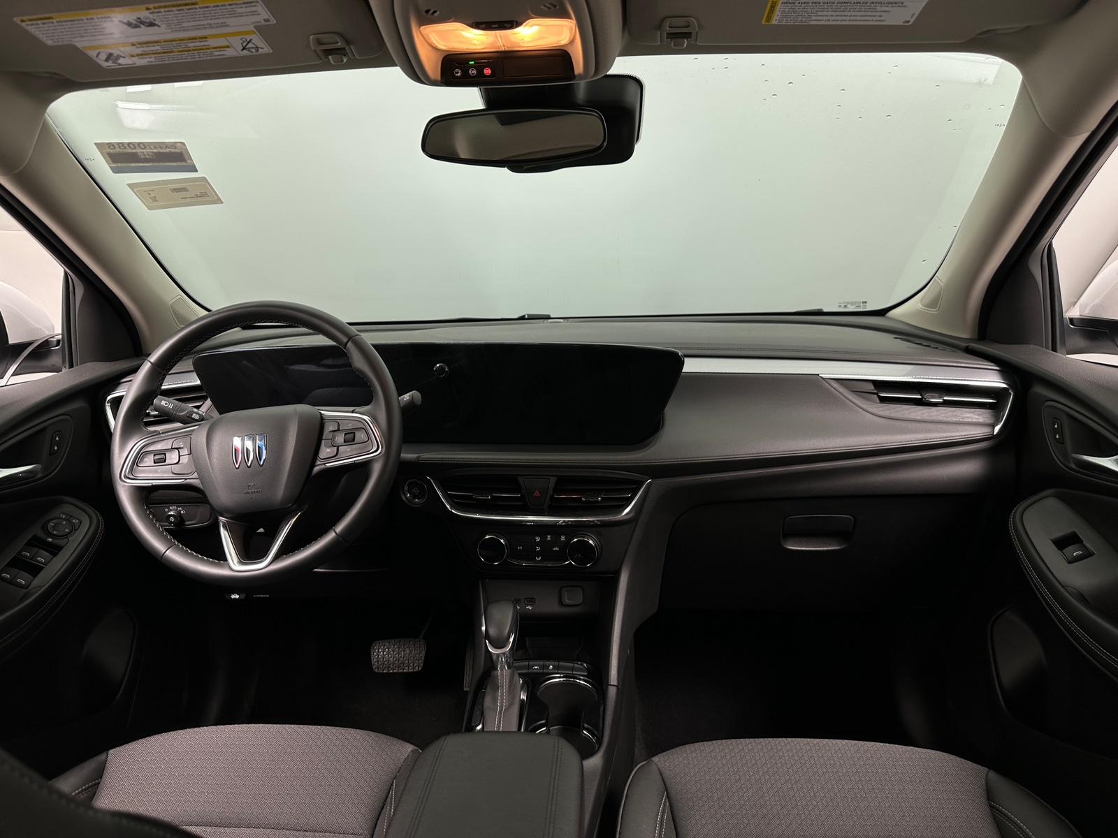 Thumbnail: 2025 Buick Encore GX - 3