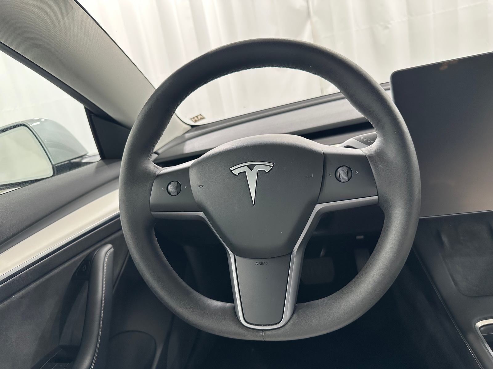 Thumbnail: 2023 Tesla Model 3 - 4